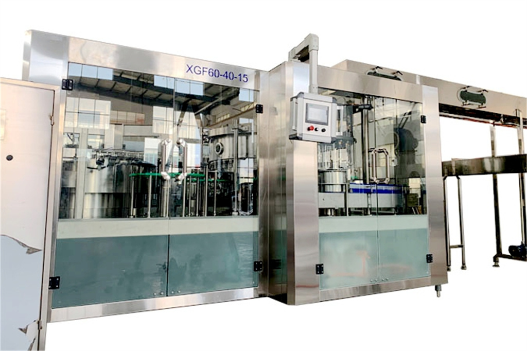 آلة تعبئة المياه 3 في 1