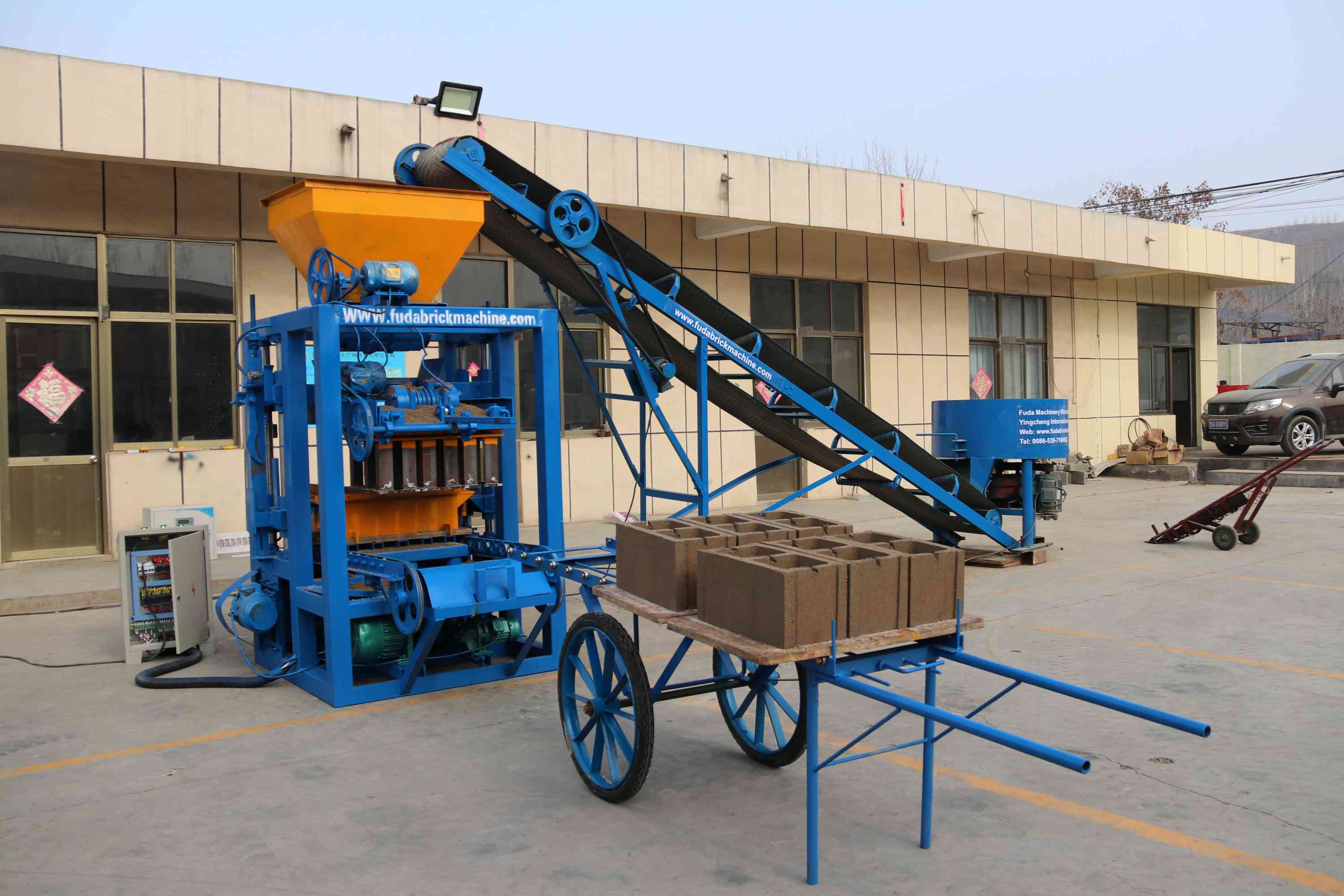 semi automatic brick machine 5.jpg
