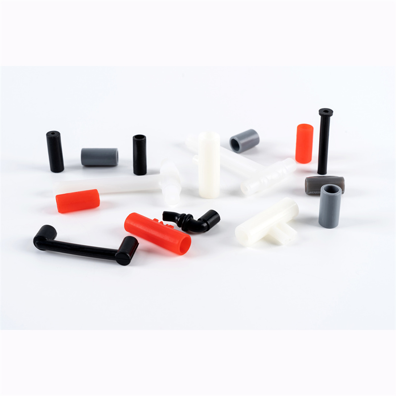 Користете ги резинските кабелски громети во различни surrounding, како што се домашни канцеларии, работилници и моторни ремонти.