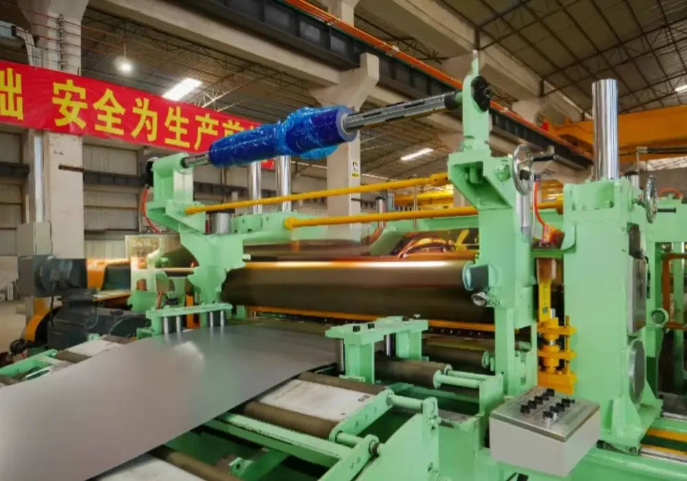 What Are the Key Considerations for Choosing Between a Standard and a Custom Slitting Line?