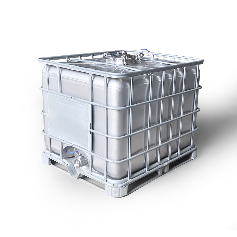 Láthatja, hogyan spórolhat pénzzel hosszú távon az ősszenesbőségének és újrahasznosíthatóságának köszönhetően egy rostalan IBC tárolóval.