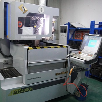 Máy cắt dây điện tốc độ thấp--Sodick