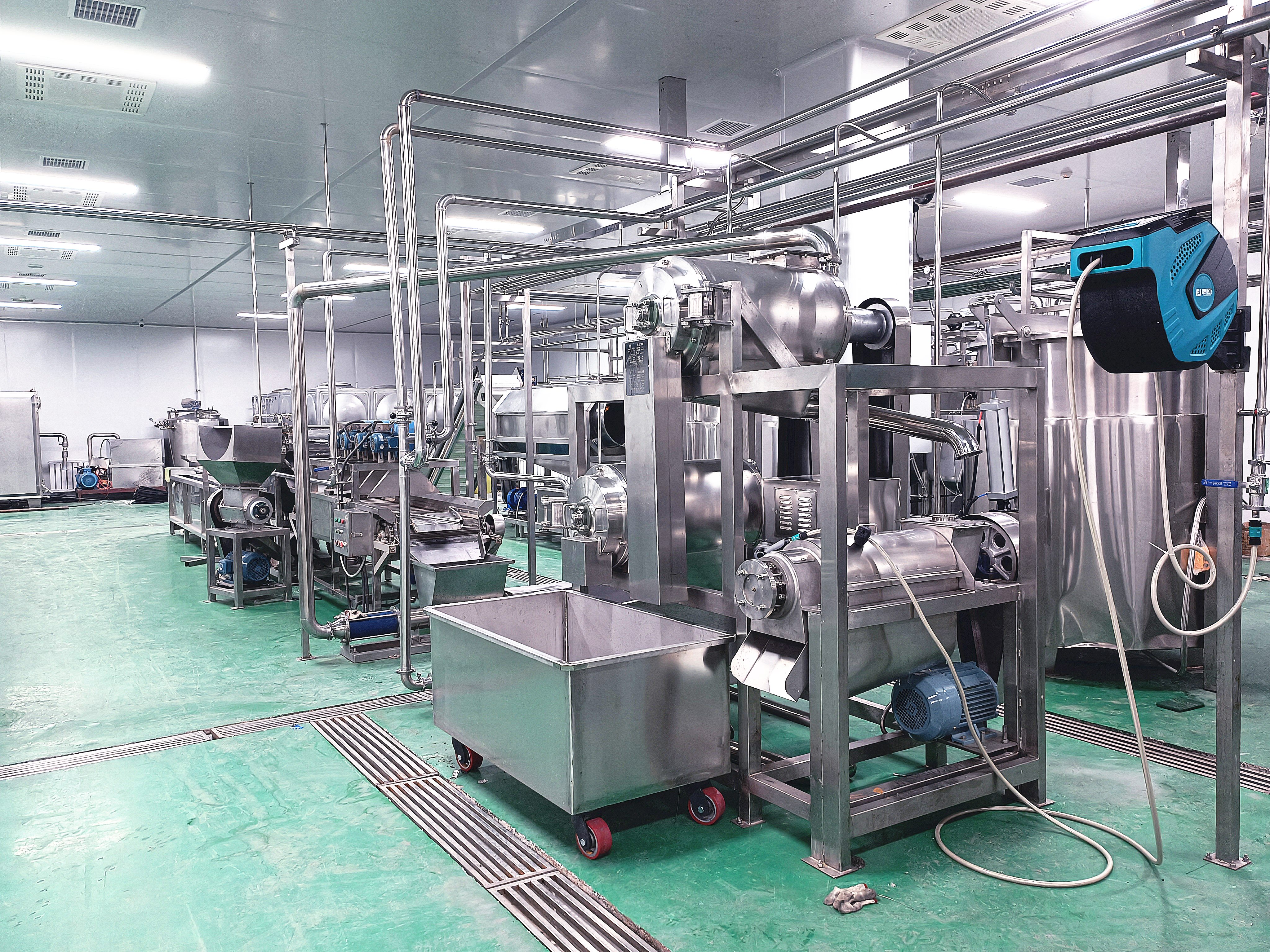 Top 5 Must-Have Machines for Commercial Juice Production