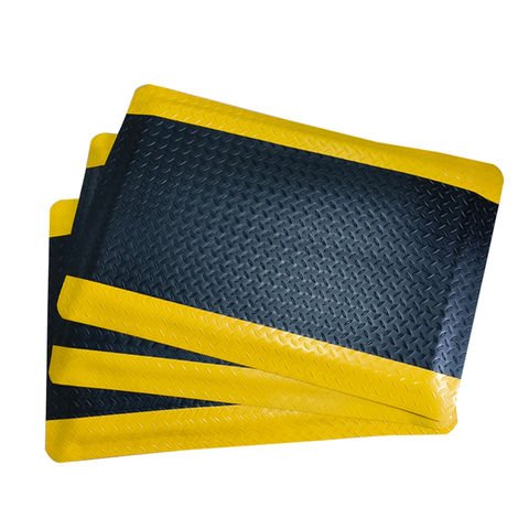 اختيار سجادة الوقوف المناسبة لمكان عملك