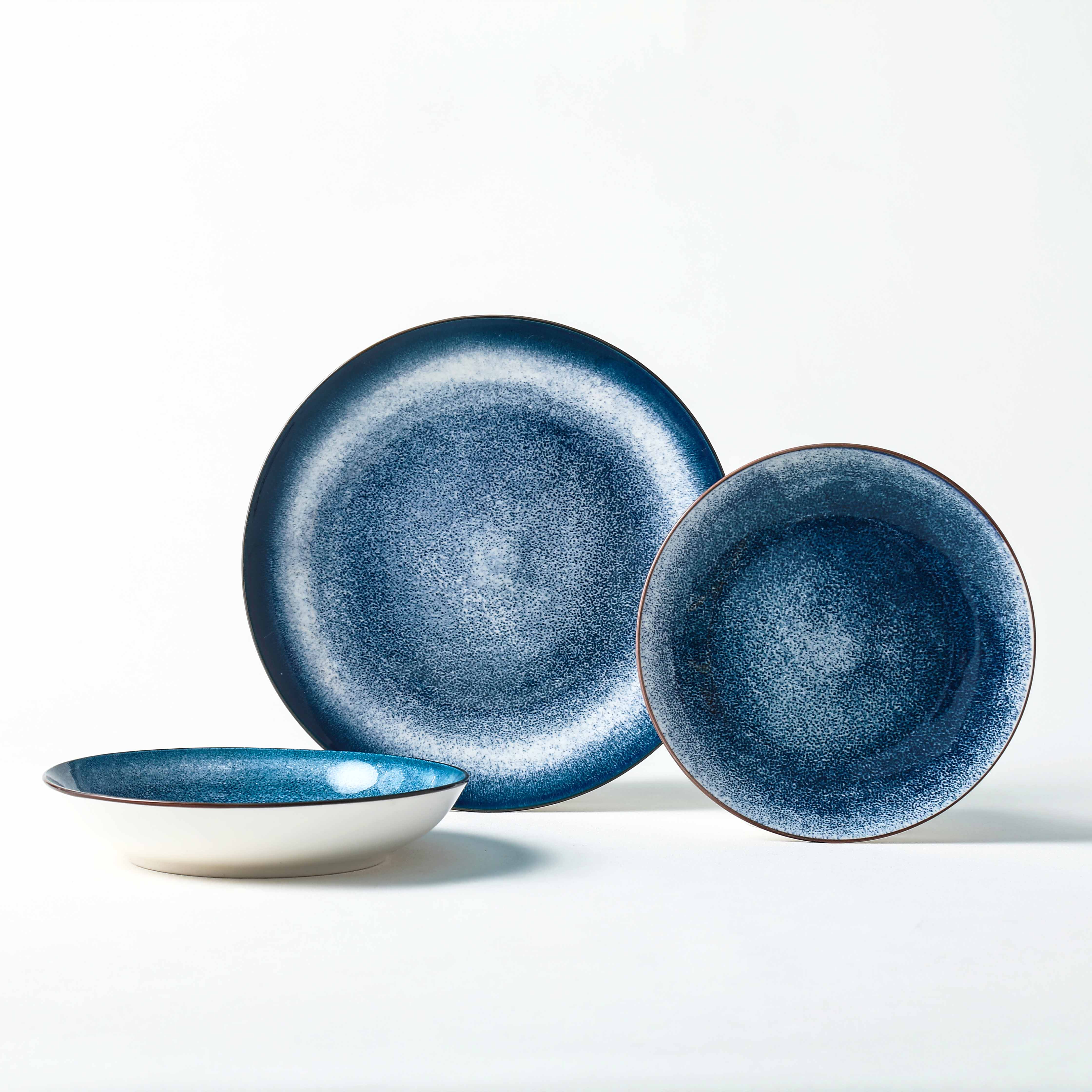 Nabor iz treh keramičnih plošč iz kostne porcelane za večerjo