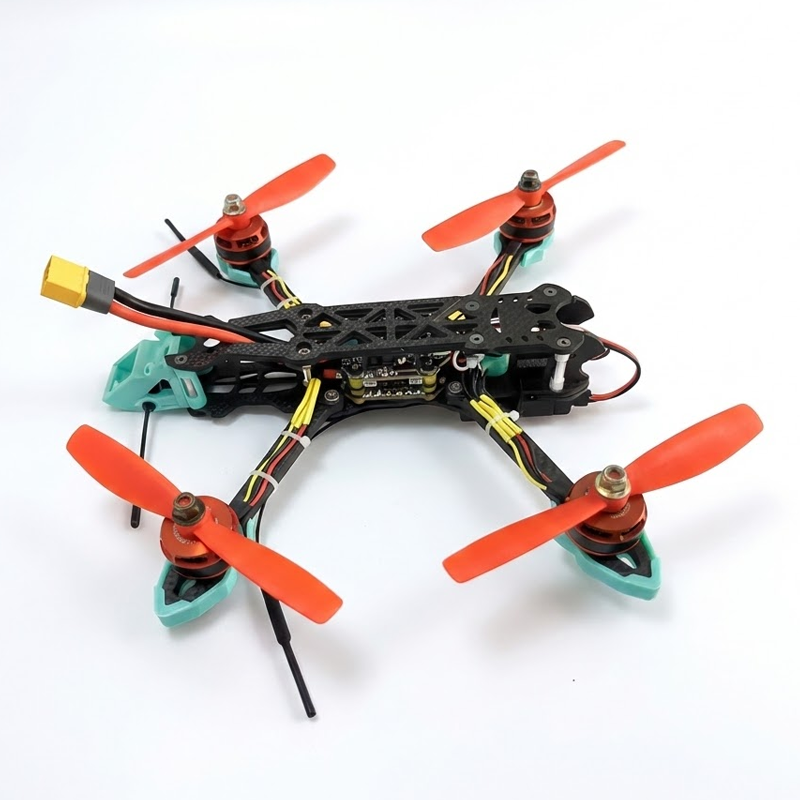 צמד רחפנים למבט מהיר (FPV) בגודל 10 אינץ' ומשקל 2.5 ק