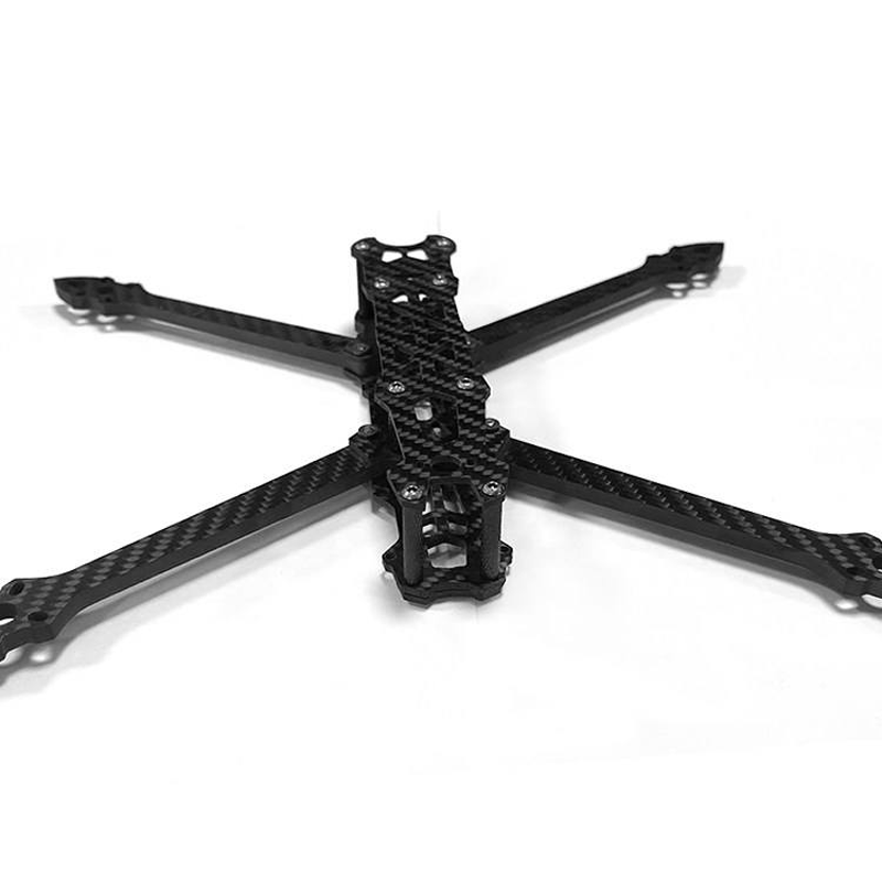 מסגרת Providence MAK4 מפחמן סיבי בגודל 7 אינץ' לרכב אווירי בלתי מאוייש (UAV) לדרונים מהירים בתחרויות FPV, יוצרת מסין היבשתית