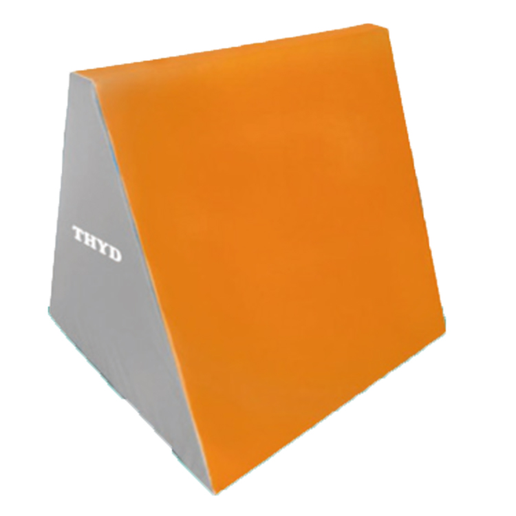 WOODEN TRAPEZOIDAL JUMP BOX