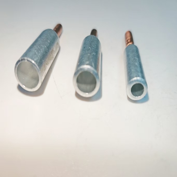 Kablo uçlarına palet tipi kablo uçlarının doğru şekilde nasıl takılacağı