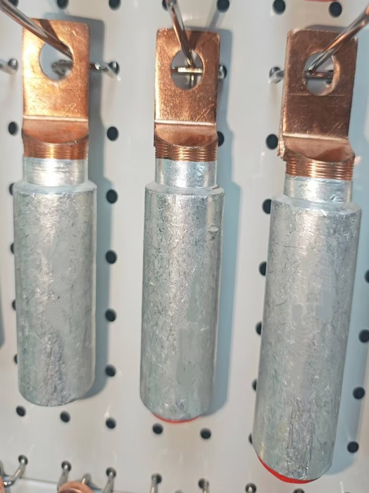 Lidhës të metaleve të lëvizshëm për nevoja të ndryshme montimi