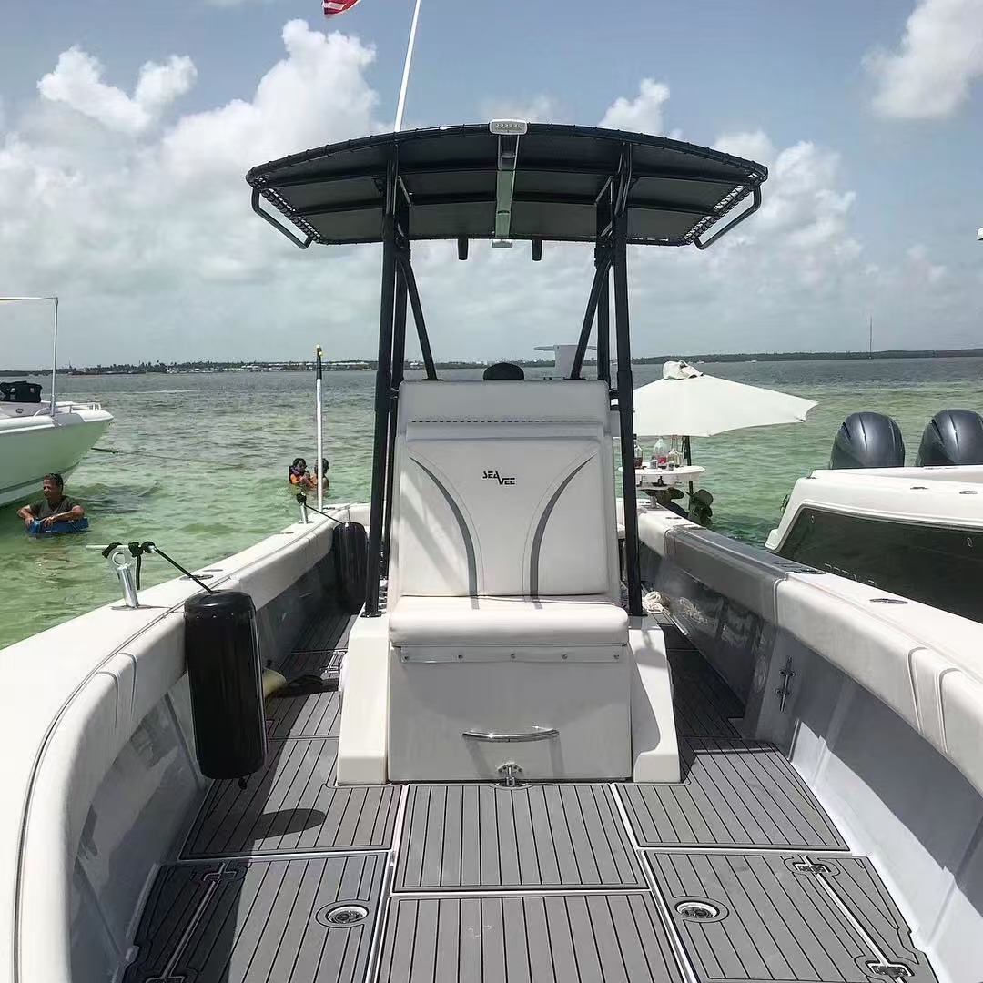 Quel Type de Bateau Nécessite un Tapis en Mousse de Pont ?