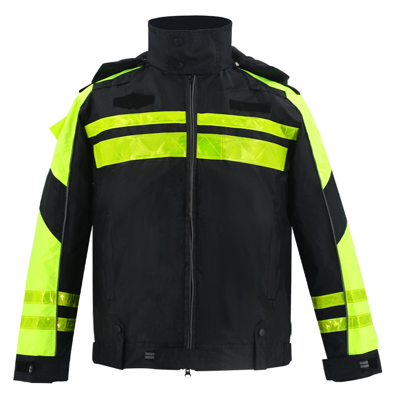 افزایش ایمنی در محل کار با جلیقه‌های ایمنی کلاس 2 و کلاس 3 استاندارد ANSI