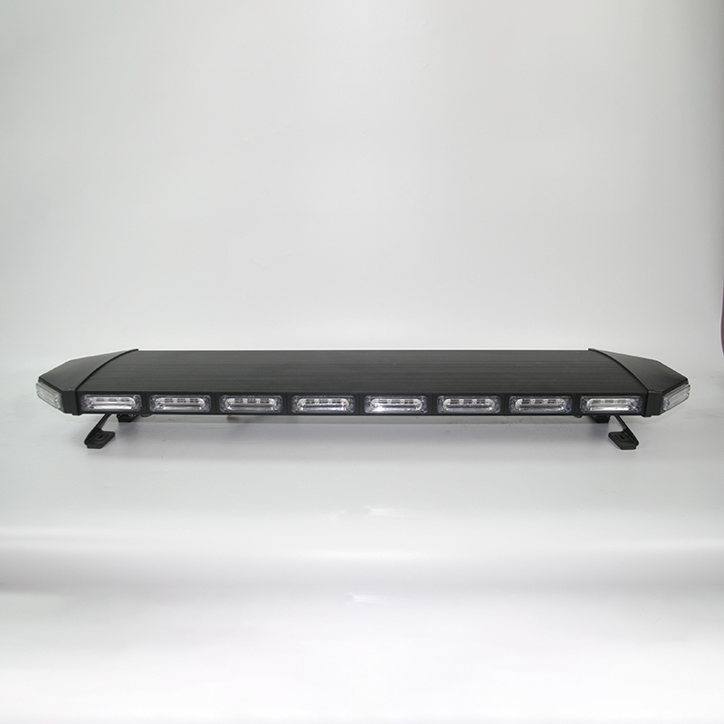 Kaikkien sääolojen suorituskykyinen suunnittelu tekee sinusta turvallisemman ja näkyvämmän