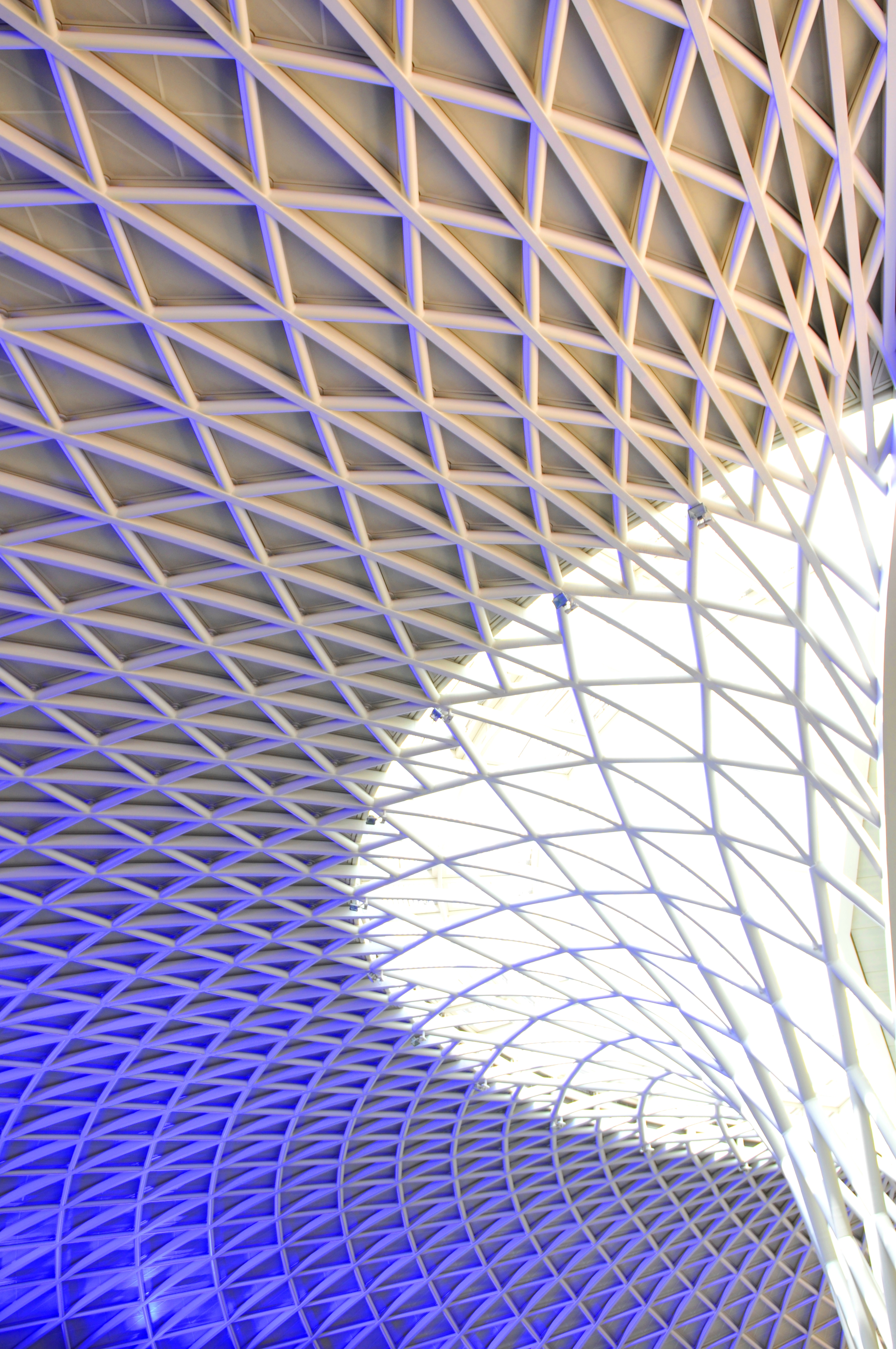 Inobatibong Paggamit ng Unsaturated Polyester sa Iba't Ibang Industriya