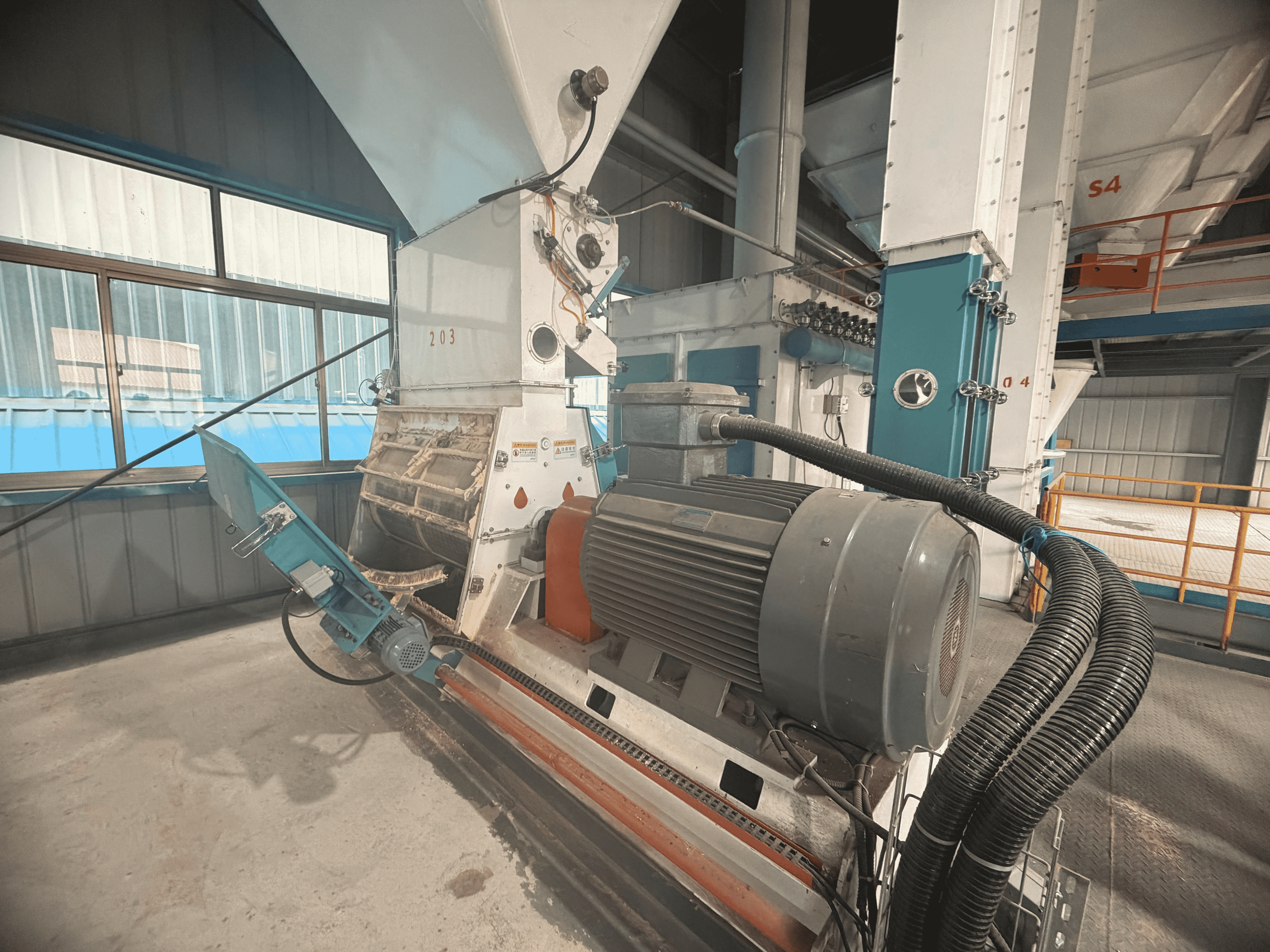 Сезгечтиги төмөндөтүүчү функциялары бар жем кыркычтарды кантип тандоо керек?