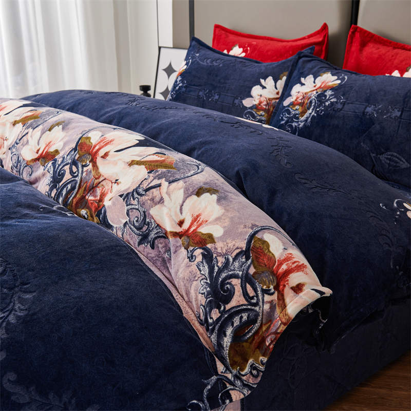 Dite arrivederci ai piedi freddi e ai brividi con questo ultra-morbido e spesso piumino di fleece caldo