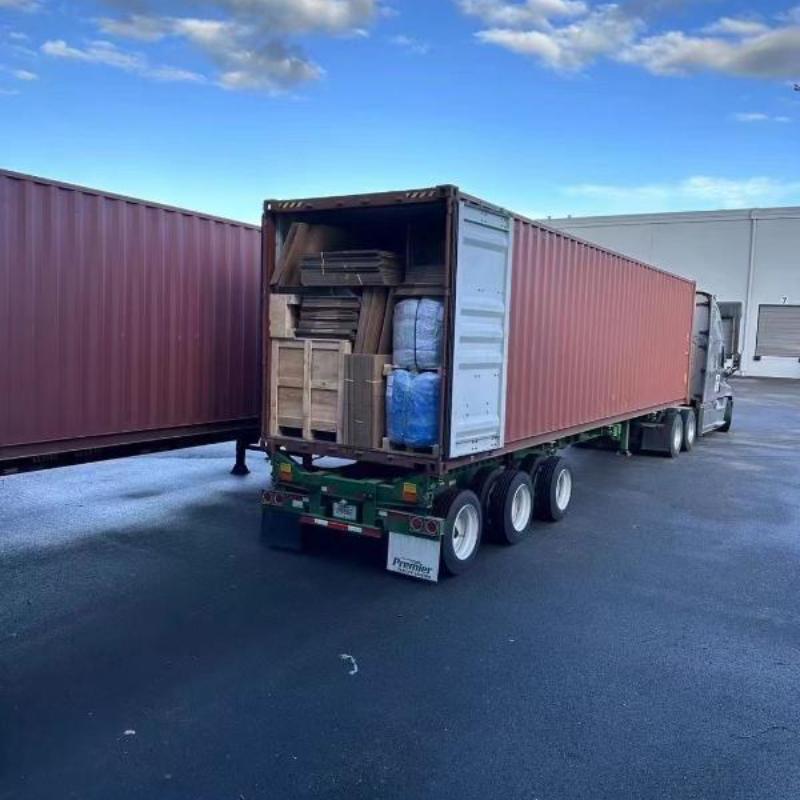 China-Canada shipping line
