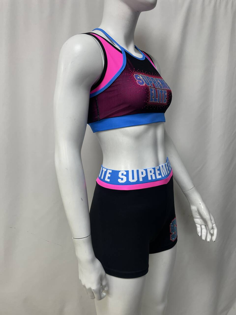 Mukavat ja kestävät vaatevaihtoehdot vähittäismyyntiin