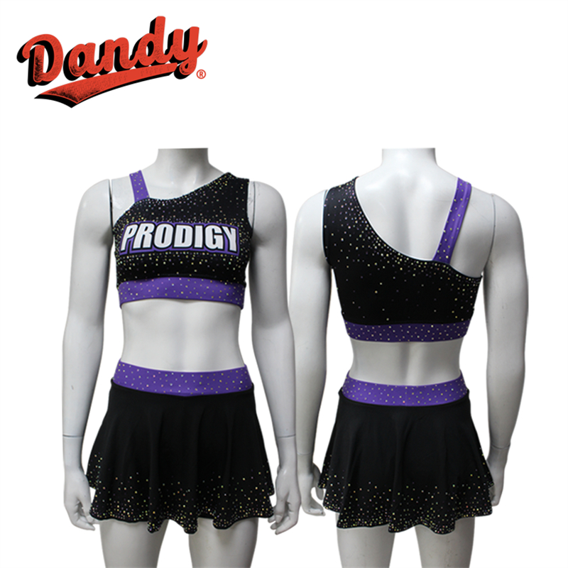 Прилагођен сет од кроп топа и сукања – блестећи тренинг сет за чирлидинг са стразовима и мрежицом, доступно у дечјим и одраслим величинама