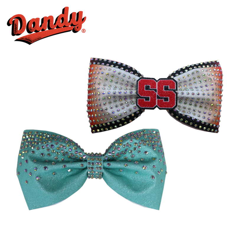 팀 색상과 로고에 맞게 맞춤 설정 가능한 옵션