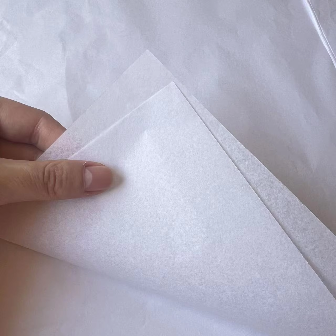 גיליונות נייר טישו צבע לבן: עטיפת בטיחות עבור תפוחים טריים