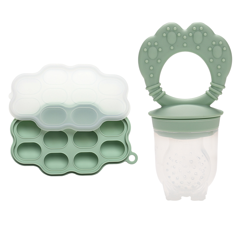 Cat Paw Fruit Feeder