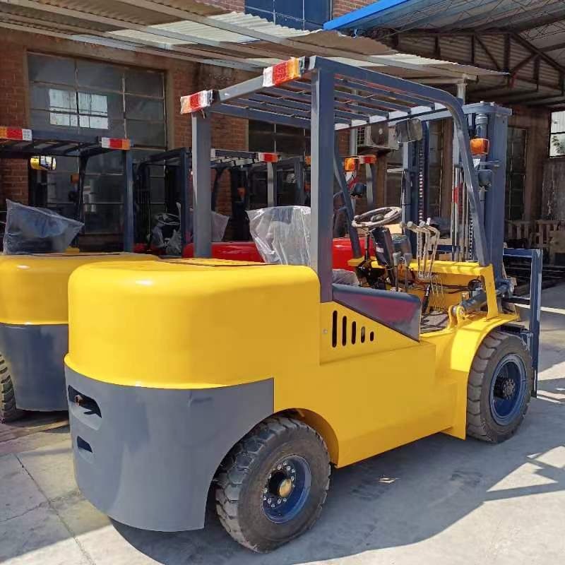 מה לבדוק בבחירת יצרני רכבות שוברות לצי התעשייתי שלך?