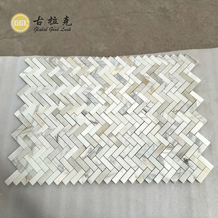 High Quality Herringbone Stone Calacatta Gold Marble Mosaic Tile