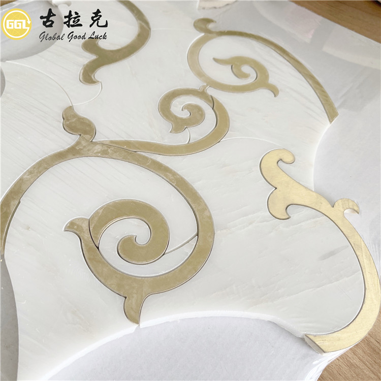 Elegant Design Waterjet Mosaic lrregular White Marble Mix Brass for Wall Tiles