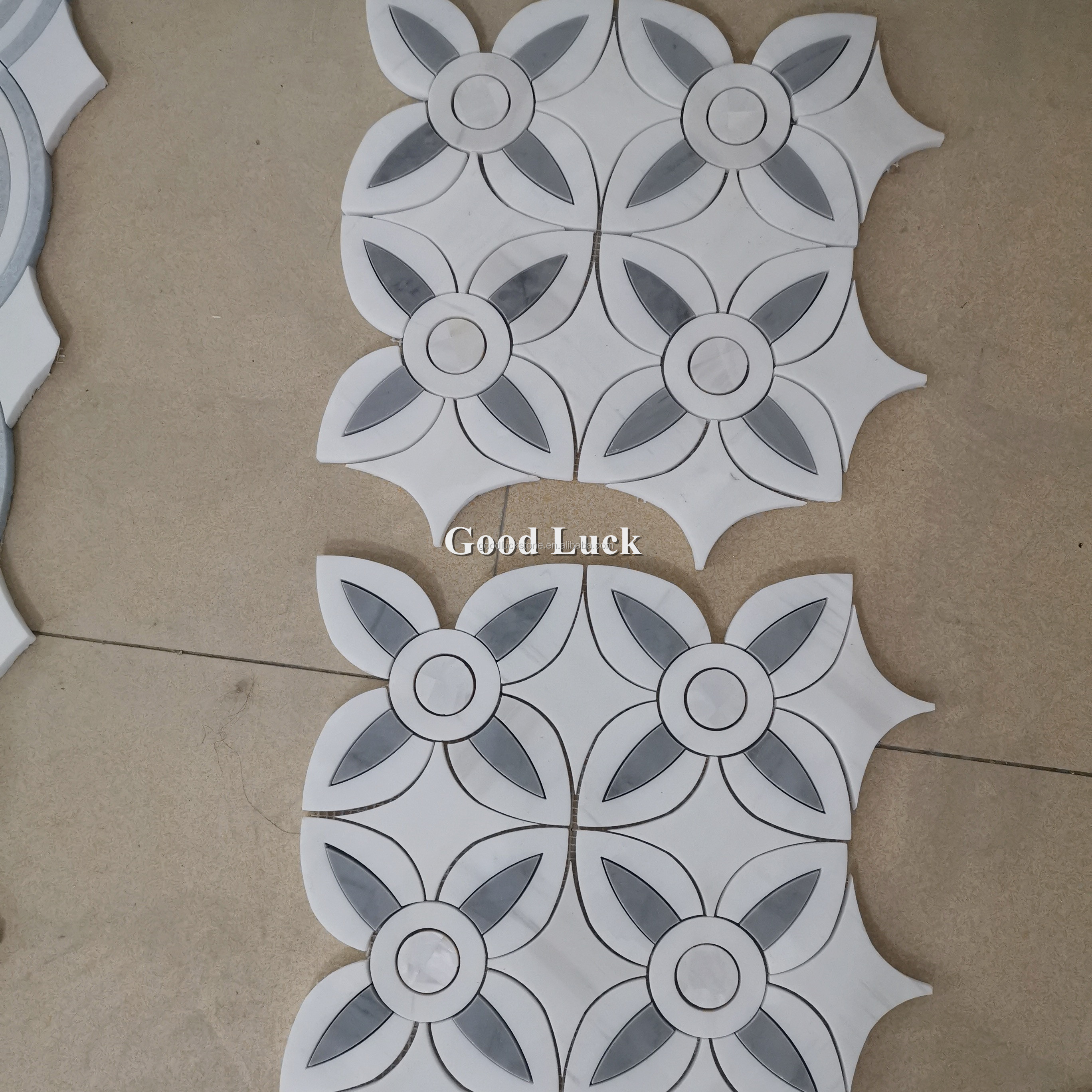 New design gray mix white water jet flower shape marble mosaic tile