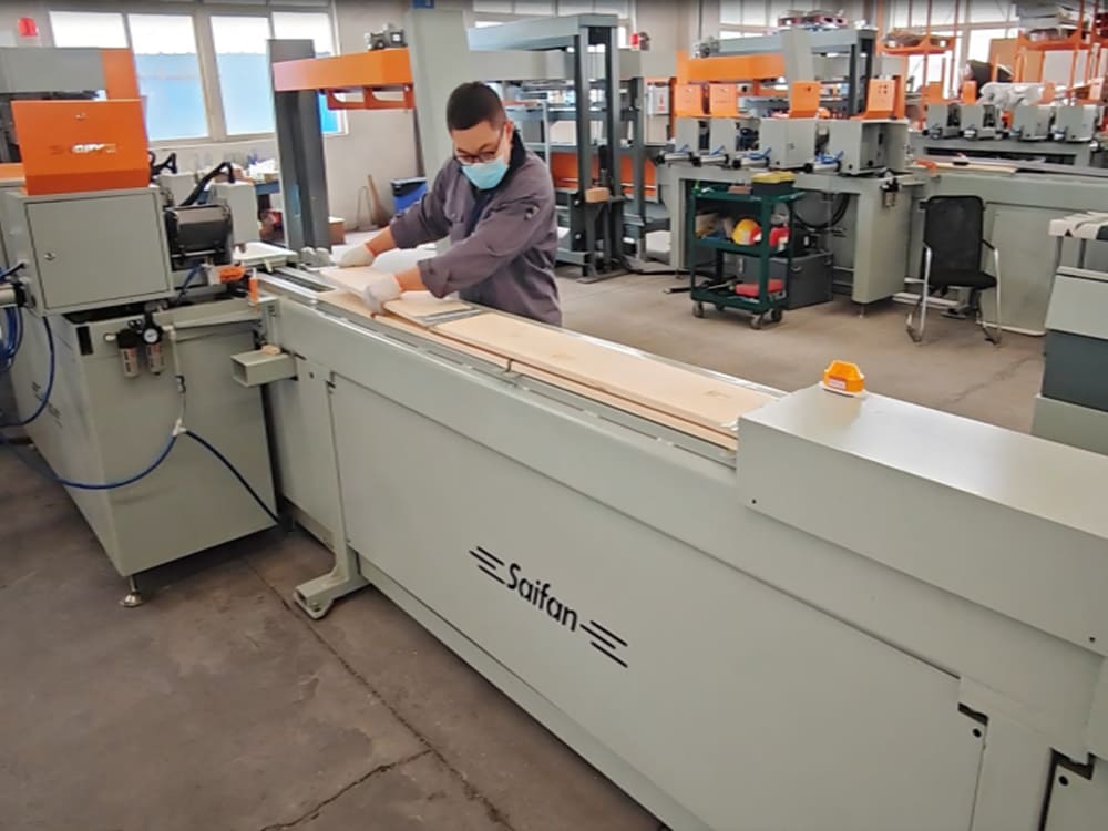 SF4070 Automatic Wooden Pallet Collar Assembly Machine