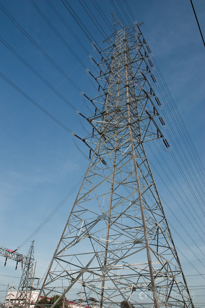 Comment choisir un lampadaire solaire pour les zones reculées