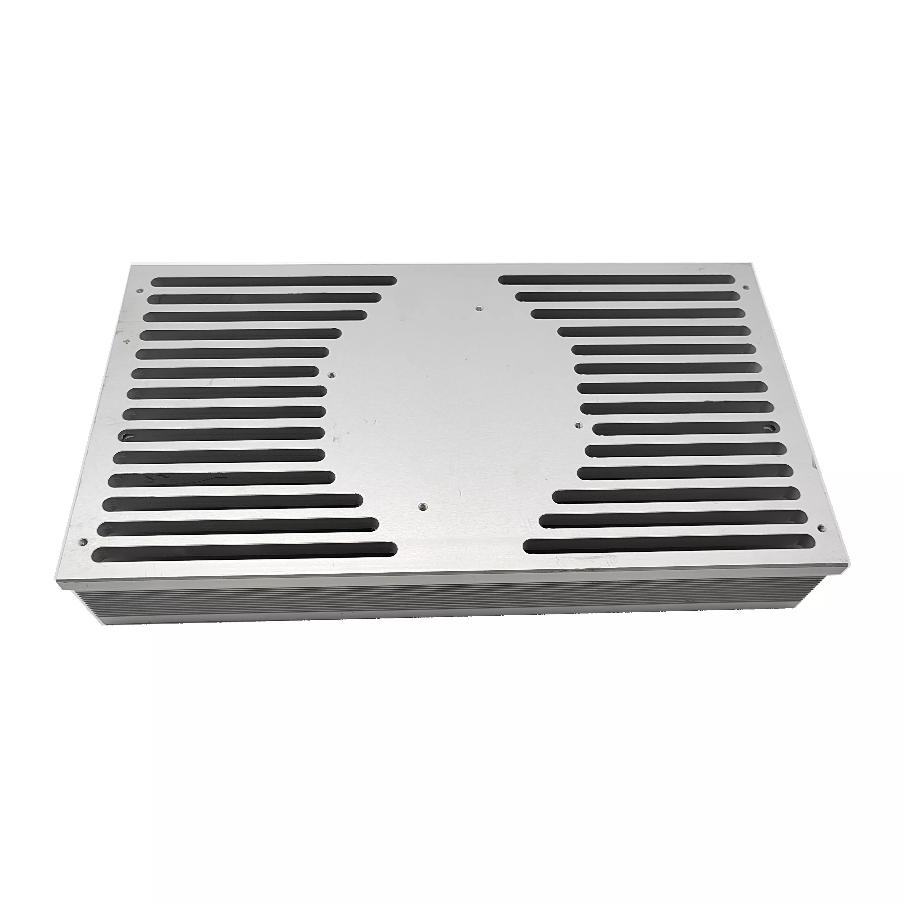 Cusúnaithe Cnc Milteálach Dubh Anodized Eitilt Almaine Extrusion Led Sraith Liosta Friochtaithe Heatsink Radiáta