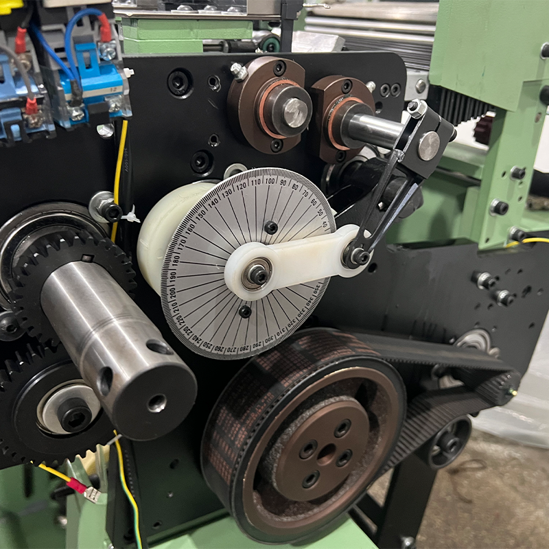 Dhac Biyoodka Dhexe Ee Ku Sameynayo Dadka Gacanta Si Fudud