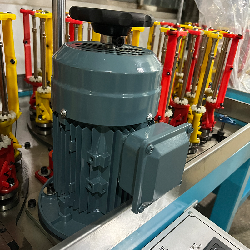 Xiriir iyo doorasho ku jiraan oo dhan dhululubooyinka textile warping