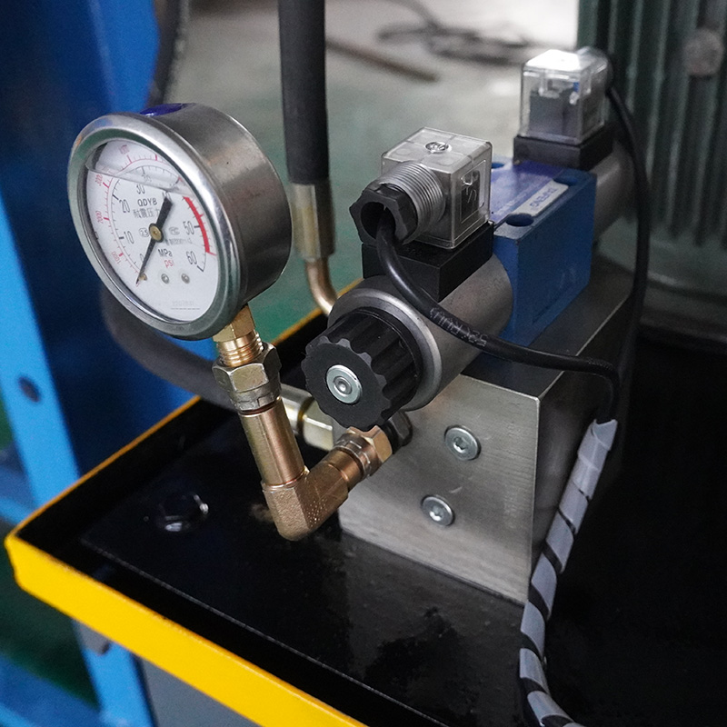 Nadun 20T Gantry Hydraulic Press Machine With Movable Worktable  manufacture