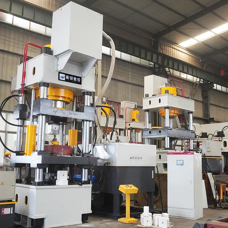 Peranan Tekan C Frame dalam Sektor Pembuatan: