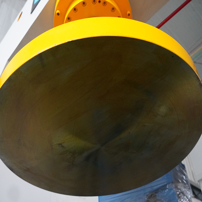 Tingkatkan akurasi penyiku Anda dengan pengontrol pemanah berkinerja tinggi