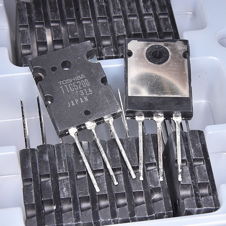Jeking 5200 230V 15A Silicon NPN Triple Diffused Type Transistor TTC5200