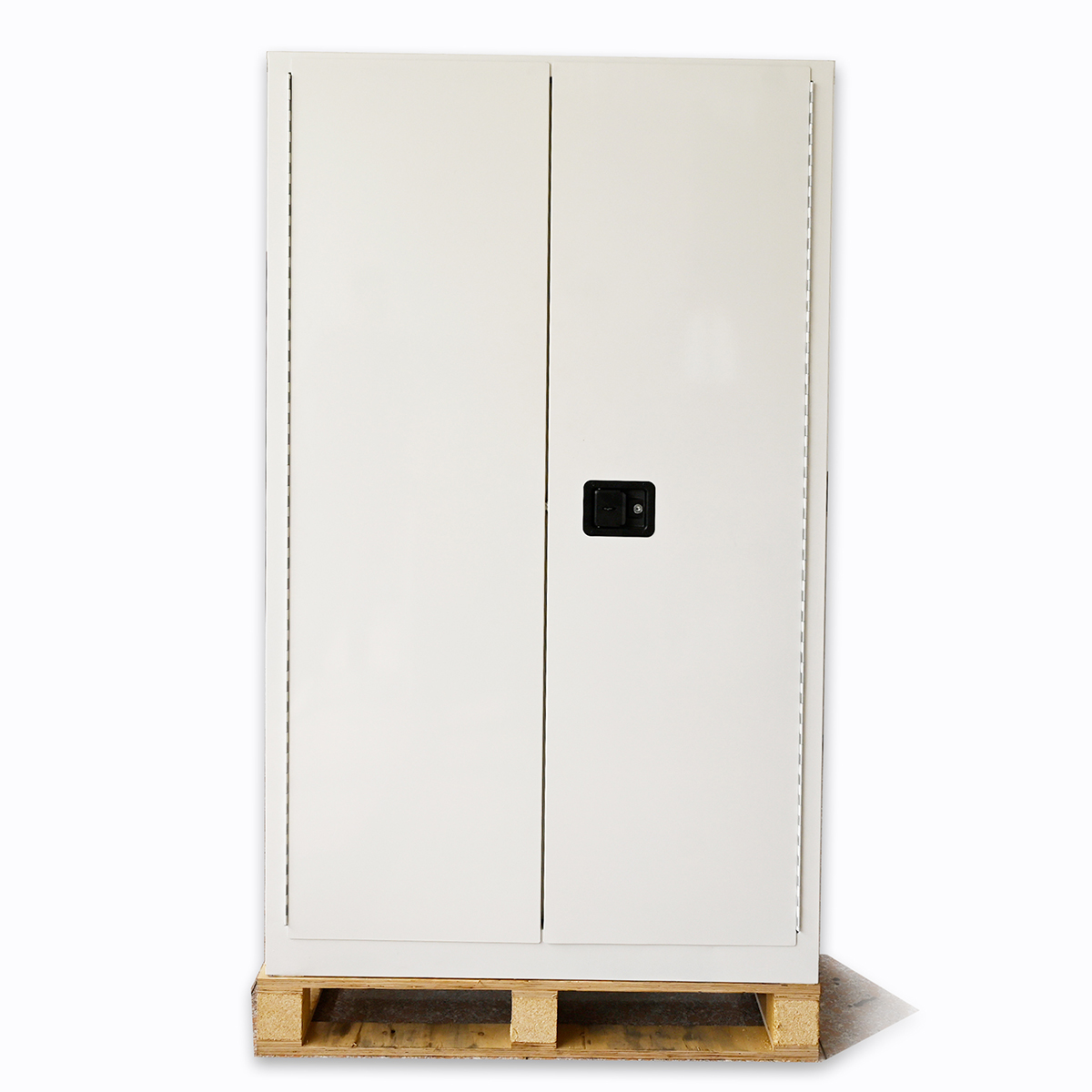 目的-builtキャビネットで危険物を安全に収納・保管する