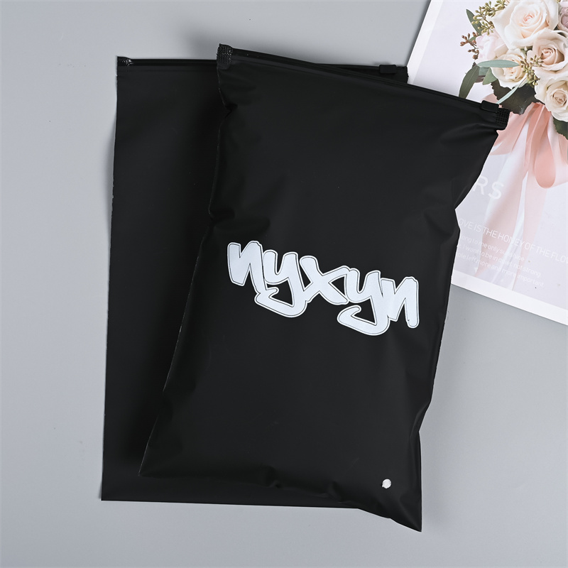 How to Choose Sustainable Shipping Bags