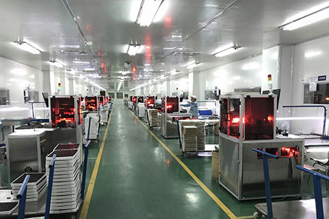 Innovative Fragrance Bottle Factory Sets New Industry Standard