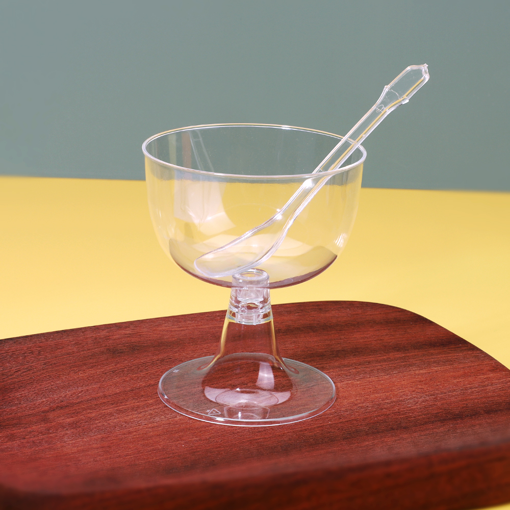 သင့်အချိုစိတ်ကို ဖြည့်ဆည်းပေးမည့် မင်နီချီစ်ကေက်ခွက်များ