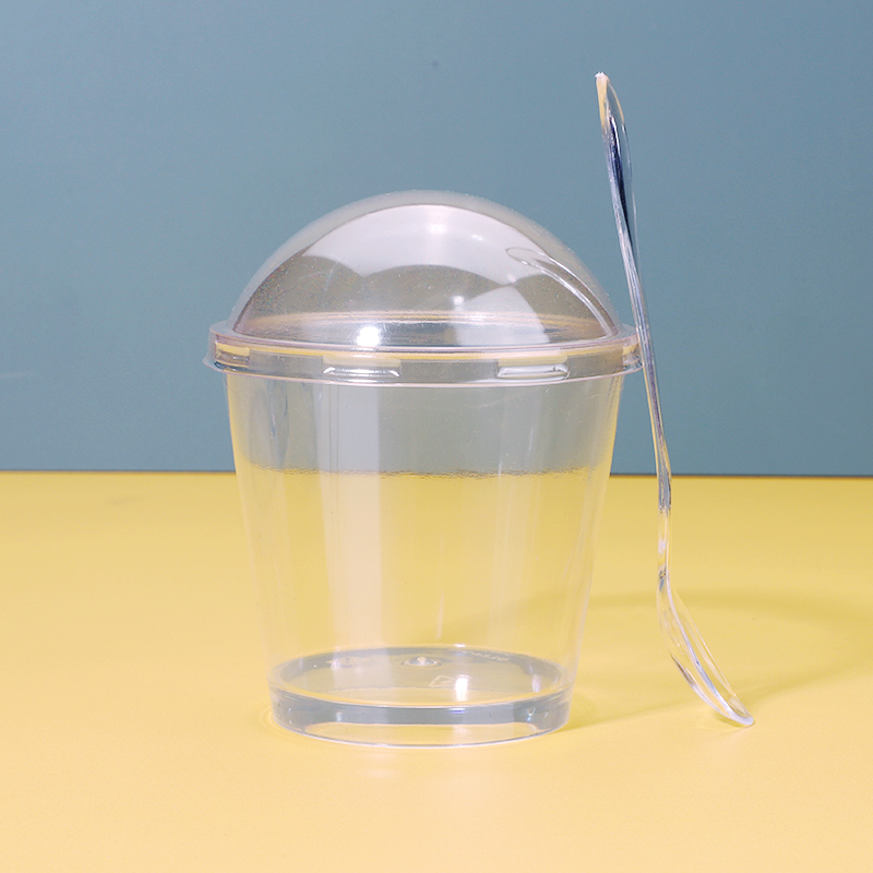 Бір рет қолданылатын кекс ыдыстарымен тазалауды жеңілдетіңіз