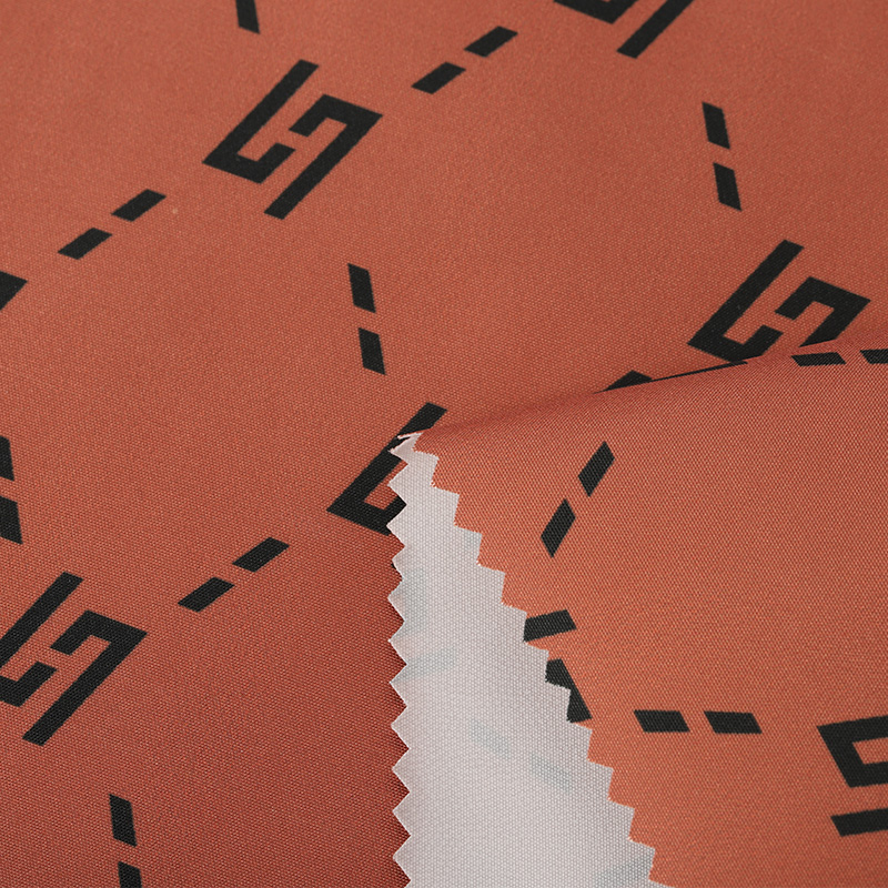 Nikmati Alam Sepanjang Tahun dengan Kain Luar Tahan Air