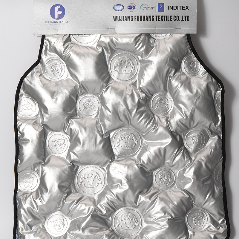 Kecantikan dan Keluwesan Kain Cap Blok dalam Moda