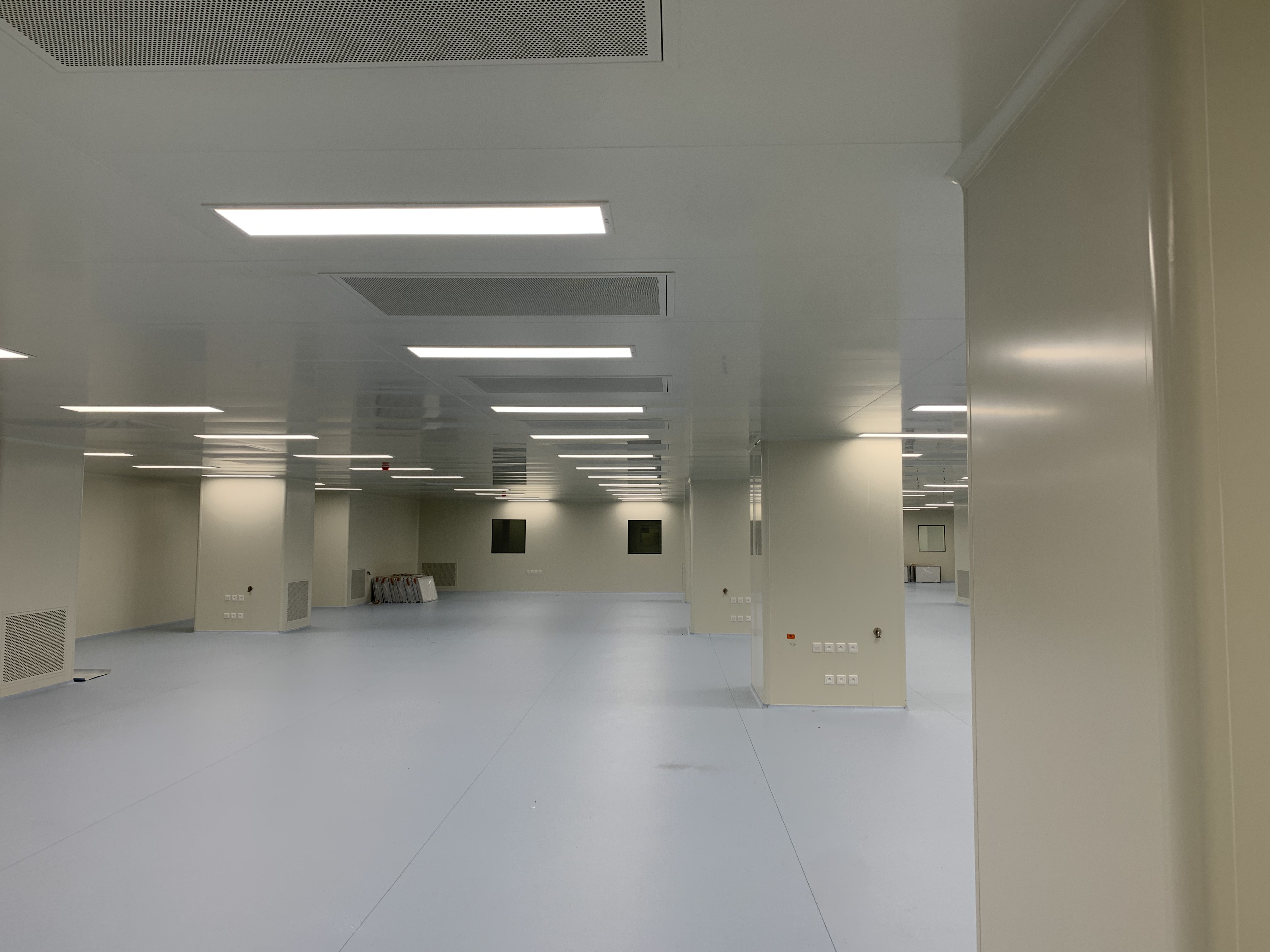 Behoud optimale koeling en luchtstroom met een aanpasbare ventilatorfilterunit