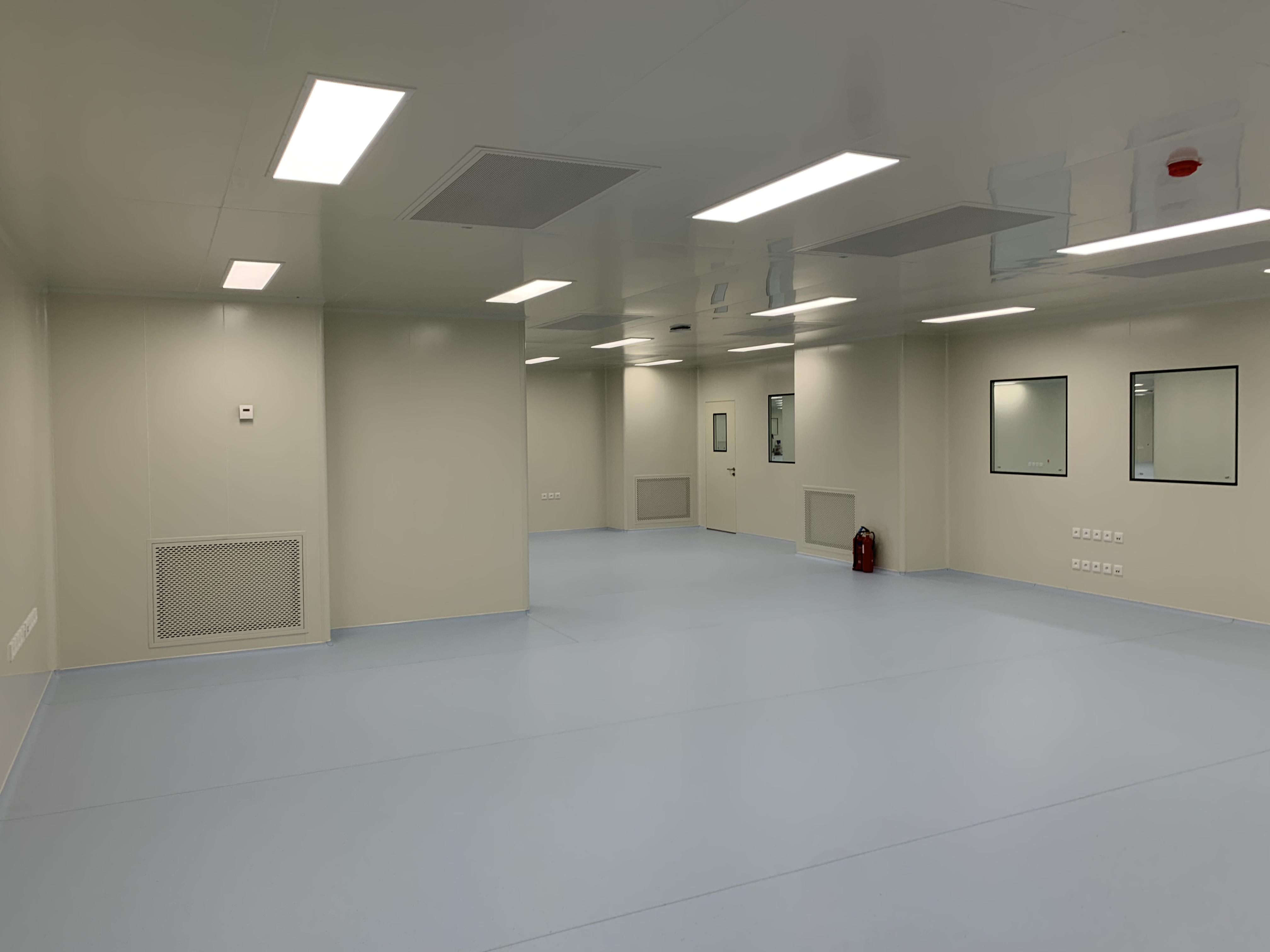 ผู้ผลิตห้องสะอาด HVAC สำหรับอุตสาหกรรมยาและเครื่องมือแพทย์ตามมาตรฐาน GMP ระดับ 100 ISO 5