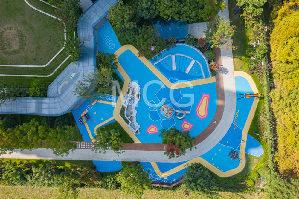 Miksi tennisalueet muuttavat vihreiksi