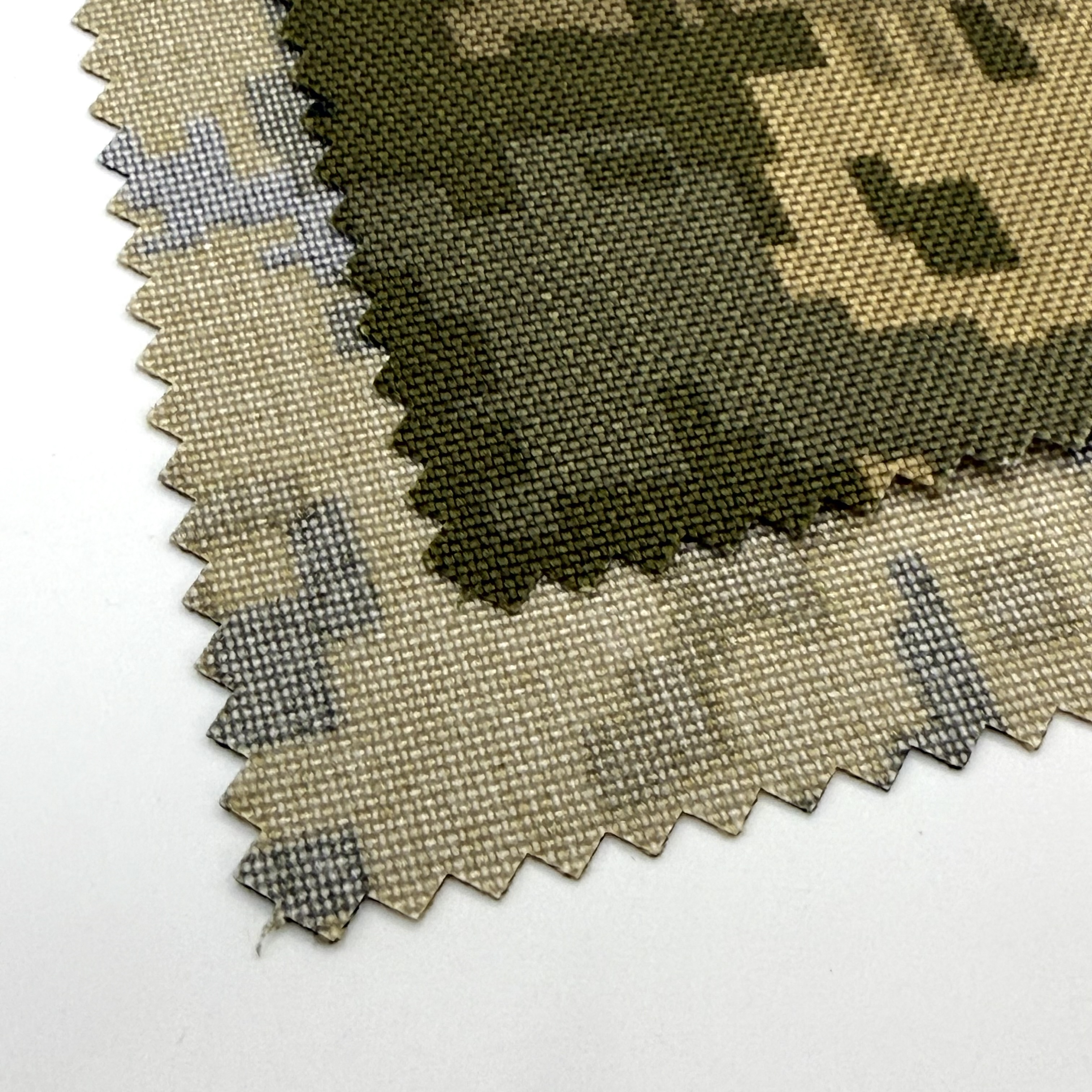 Qara Doku Pantolonları ilə Moda və Şik Qalın